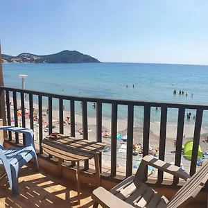 https://hotel-chanteplage.fr-provencehotel.com